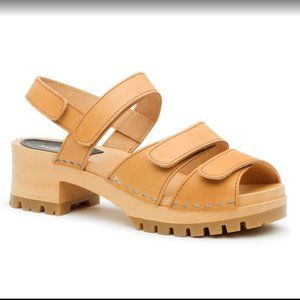Swedish Hasbeens Tracka Sandal clogs EU 40 US 9